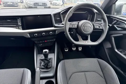  Audi A1 1.0 TFSI 25 Black Edition Sportback Euro 6 (s/s) 5dr Thumbnail #18