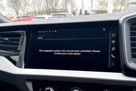  Audi A1 1.0 TFSI 25 Black Edition Sportback Euro 6 (s/s) 5dr Thumbnail #48