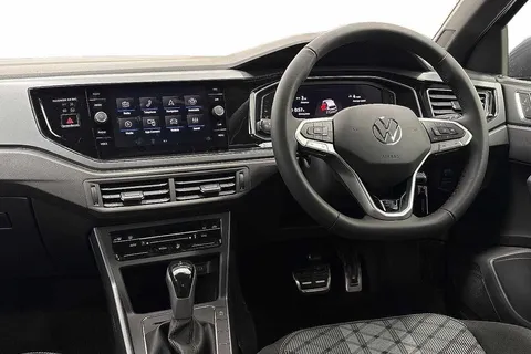 DK75YPP Volkswagen Polo 1.0 TSI 115 R-Line 5dr DSG Thumbnail #2
