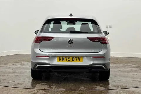 KM75BTV Volkswagen Golf 1.5 TSI 204 Style eHybrid 5dr DSG Thumbnail #9