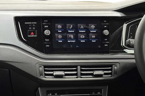 DK75YPP Volkswagen Polo 1.0 TSI 115 R-Line 5dr DSG Thumbnail #13