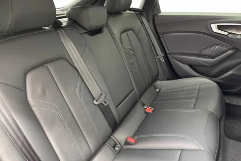 KU75ZPH Audi A5 2.0 TFSI S line Saloon S Tronic Euro 6 (s/s) 5dr Thumbnail #10