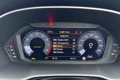 DE75MKG Audi Q3 Black Edition 35 TFSI 150 PS 6-speed Thumbnail #31