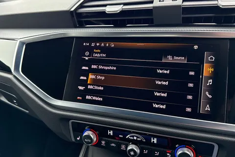 DE75MKG Audi Q3 Black Edition 35 TFSI 150 PS 6-speed Thumbnail #36