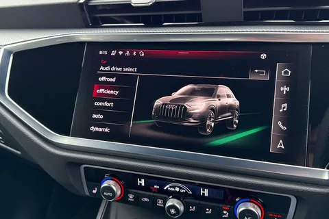 DE75MKG Audi Q3 Black Edition 35 TFSI 150 PS 6-speed Thumbnail #45