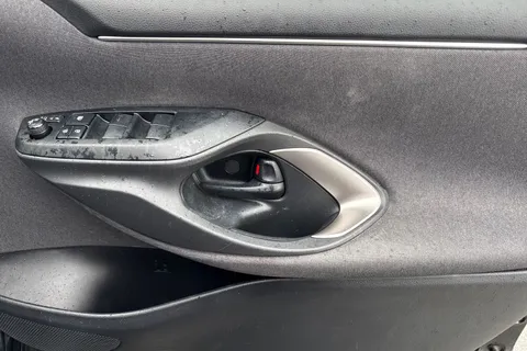 MT72XMG Mazda Mazda2 Hybrid 1.5i Select 5dr CVT Thumbnail #24