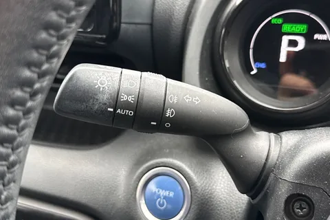 MT72XMG Mazda Mazda2 Hybrid 1.5i Select 5dr CVT Thumbnail #36