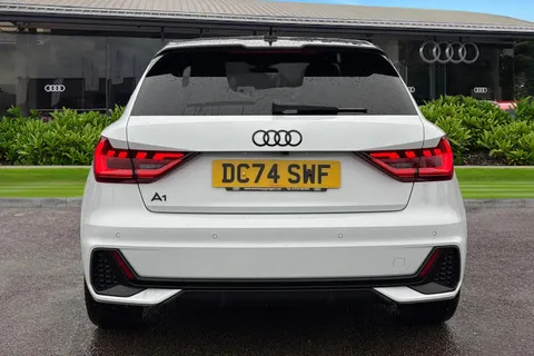 DC74SWF Audi A1 Black Edition 35 TFSI  150 PS S tronic Thumbnail #5