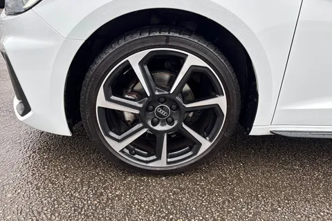 DC74SWF Audi A1 Black Edition 35 TFSI  150 PS S tronic Thumbnail #13