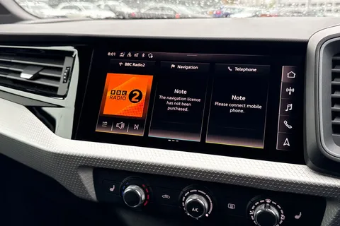 DC74SWF Audi A1 Black Edition 35 TFSI  150 PS S tronic Thumbnail #33