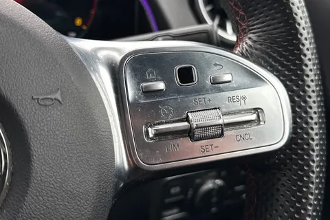 39 of 55 for Mercedes-Benz Glb 220d 4Matic AMG Line Premium 5dr 8G-Tronic