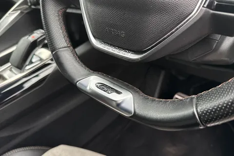 YM71CTY PEUGEOT 3008 1.6 13.2kWh GT e-EAT 4WD Euro 6 (s/s) 5dr Thumbnail #27