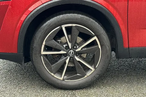 OE23WNH Nissan Qashqai 1.3 DIG-T MHEV Tekna XTRON Euro 6 (s/s) 5dr Thumbnail #15