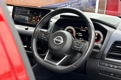 OE23WNH Nissan Qashqai 1.3 DIG-T MHEV Tekna XTRON Euro 6 (s/s) 5dr Thumbnail #29