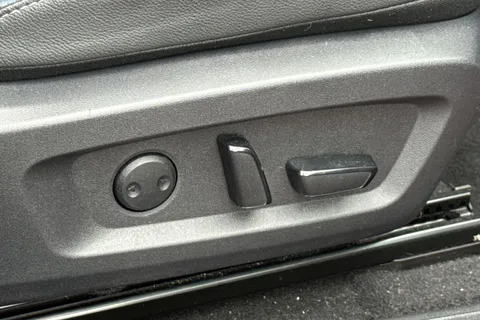 OE23WNH Nissan Qashqai 1.3 DIG-T MHEV Tekna XTRON Euro 6 (s/s) 5dr Thumbnail #30