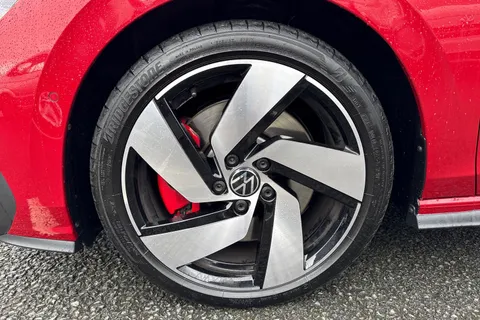 KR75XEE Volkswagen Golf 2.0 TSI 265 GTI 5dr DSG Thumbnail #13