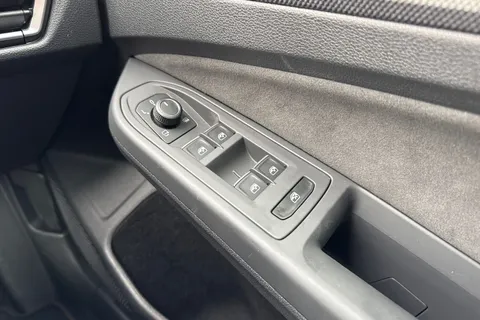 KR75XEE Volkswagen Golf 2.0 TSI 265 GTI 5dr DSG Thumbnail #22