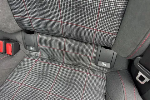 KR75XEE Volkswagen Golf 2.0 TSI 265 GTI 5dr DSG Thumbnail #35