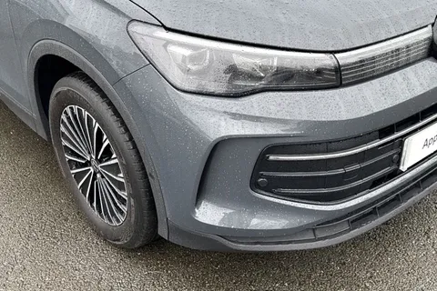 GL25HJU Volkswagen Tiguan 1.5 TSI eHybrid Match 5dr DSG | Rear View Camera | Adaptive Cruise Control Thumbnail #10