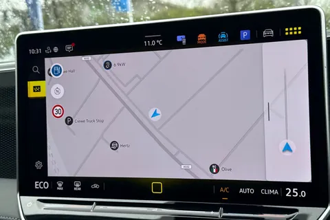 GL25HJU Volkswagen Tiguan 1.5 TSI eHybrid Match 5dr DSG | Rear View Camera | Adaptive Cruise Control Thumbnail #18
