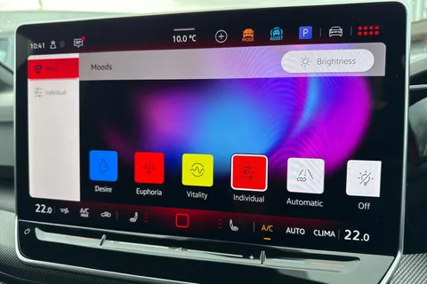 KR75XEE Volkswagen Golf 2.0 TSI 265 GTI 5dr DSG Thumbnail #53