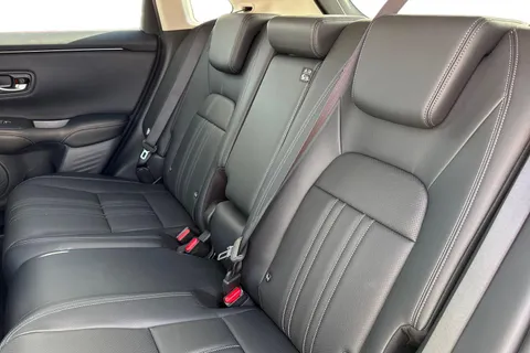 MT25YLY Honda ZR-V 2.0 eHEV Advance 5dr CVT Thumbnail #19