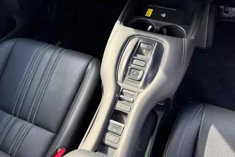 MT25YLY Honda ZR-V 2.0 eHEV Advance 5dr CVT Thumbnail #23