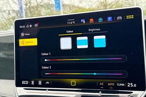 GL25HJU Volkswagen Tiguan 1.5 TSI eHybrid Match 5dr DSG | Rear View Camera | Adaptive Cruise Control Thumbnail #34
