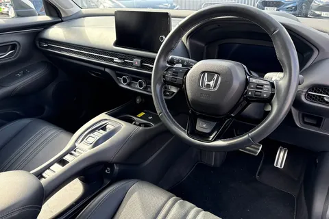 MT25YLY Honda ZR-V 2.0 eHEV Advance 5dr CVT Thumbnail #32