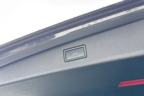 GL25HJU Volkswagen Tiguan 1.5 TSI eHybrid Match 5dr DSG | Rear View Camera | Adaptive Cruise Control Thumbnail #38