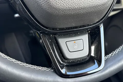 MT25YLY Honda ZR-V 2.0 eHEV Advance 5dr CVT Thumbnail #40