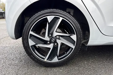 MC72NFT Hyundai I10 1.2 Premium Euro 6 (s/s) 5dr Thumbnail #12