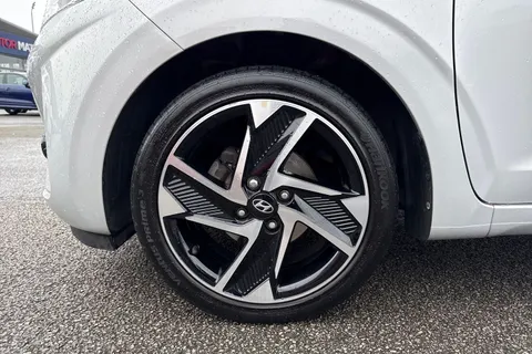 MC72NFT Hyundai I10 1.2 Premium Euro 6 (s/s) 5dr Thumbnail #13