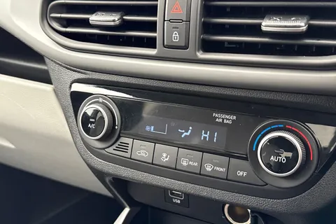 MC72NFT Hyundai I10 1.2 Premium Euro 6 (s/s) 5dr Thumbnail #23