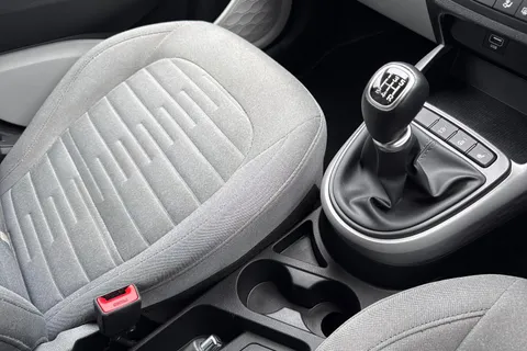 MC72NFT Hyundai I10 1.2 Premium Euro 6 (s/s) 5dr Thumbnail #24