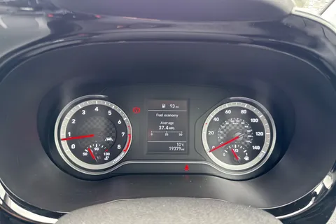 MC72NFT Hyundai I10 1.2 Premium Euro 6 (s/s) 5dr Thumbnail #41