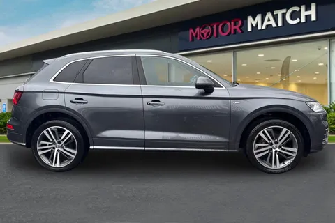 DC18XEO Audi Q5 2.0 TDI 40 S line S Tronic quattro Euro 6 (s/s) 5dr Thumbnail #4