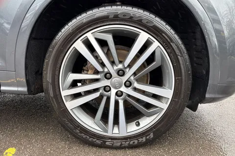 DC18XEO Audi Q5 2.0 TDI 40 S line S Tronic quattro Euro 6 (s/s) 5dr Thumbnail #8