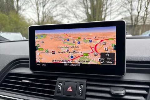 DC18XEO Audi Q5 2.0 TDI 40 S line S Tronic quattro Euro 6 (s/s) 5dr Thumbnail #13