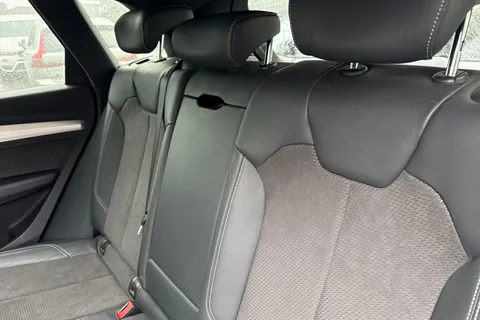 DC18XEO Audi Q5 2.0 TDI 40 S line S Tronic quattro Euro 6 (s/s) 5dr Thumbnail #15