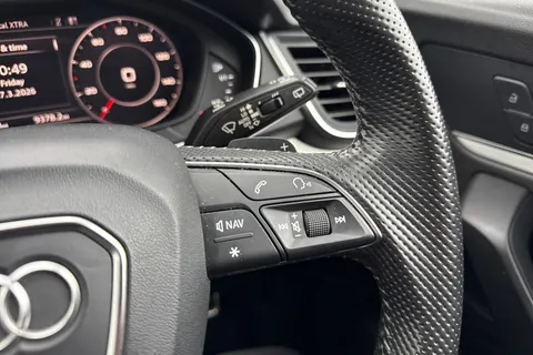 DC18XEO Audi Q5 2.0 TDI 40 S line S Tronic quattro Euro 6 (s/s) 5dr Thumbnail #36