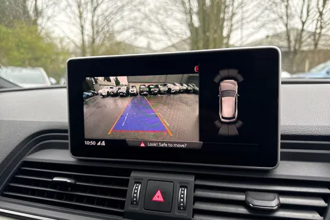 DC18XEO Audi Q5 2.0 TDI 40 S line S Tronic quattro Euro 6 (s/s) 5dr Thumbnail #38