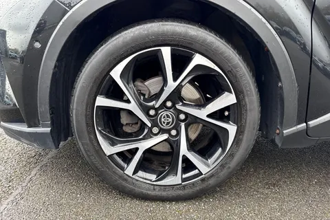 KV21HXL Toyota C-Hr 1.8 VVT-h Design CVT Euro 6 (s/s) 5dr Thumbnail #14