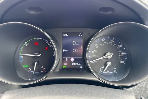 KV21HXL Toyota C-Hr 1.8 VVT-h Design CVT Euro 6 (s/s) 5dr Thumbnail #39