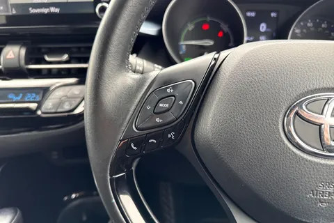 KV21HXL Toyota C-Hr 1.8 VVT-h Design CVT Euro 6 (s/s) 5dr Thumbnail #40