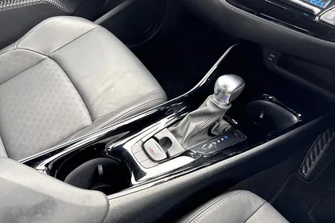 KV21HXL Toyota C-Hr 1.8 VVT-h Design CVT Euro 6 (s/s) 5dr Thumbnail #58