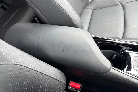 KV21HXL Toyota C-Hr 1.8 VVT-h Design CVT Euro 6 (s/s) 5dr Thumbnail #60