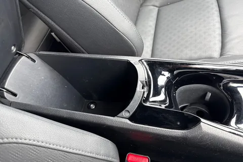 KV21HXL Toyota C-Hr 1.8 VVT-h Design CVT Euro 6 (s/s) 5dr Thumbnail #61