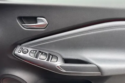 NL22VNT Nissan Juke 1.0 DIG-T Tekna Euro 6 (s/s) 5dr Thumbnail #19