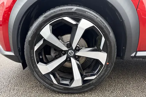 NL22VNT Nissan Juke 1.0 DIG-T Tekna Euro 6 (s/s) 5dr Thumbnail #24